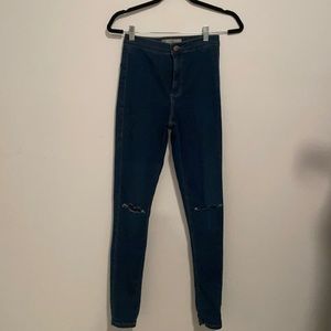 Size 28 top shop new ripped skinny jeans!